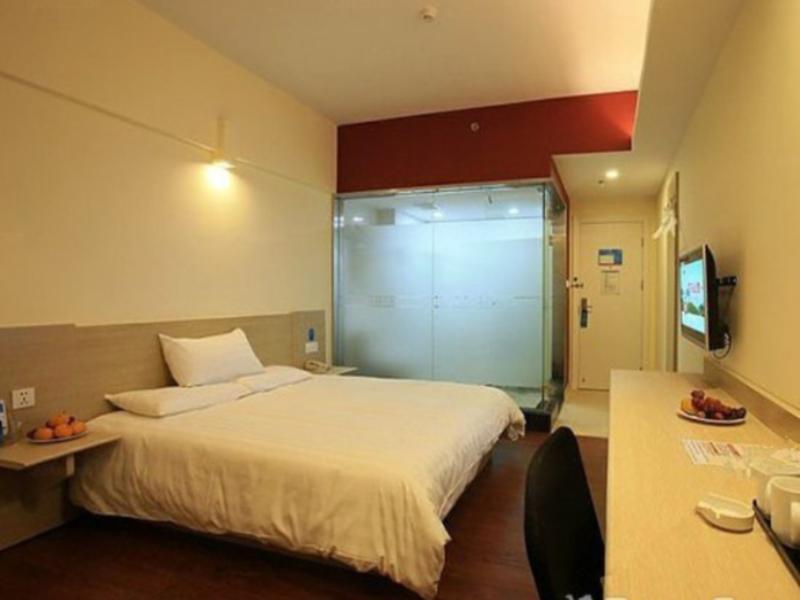Hanting Hotel Fuzhou Wuyi Square Exterior photo